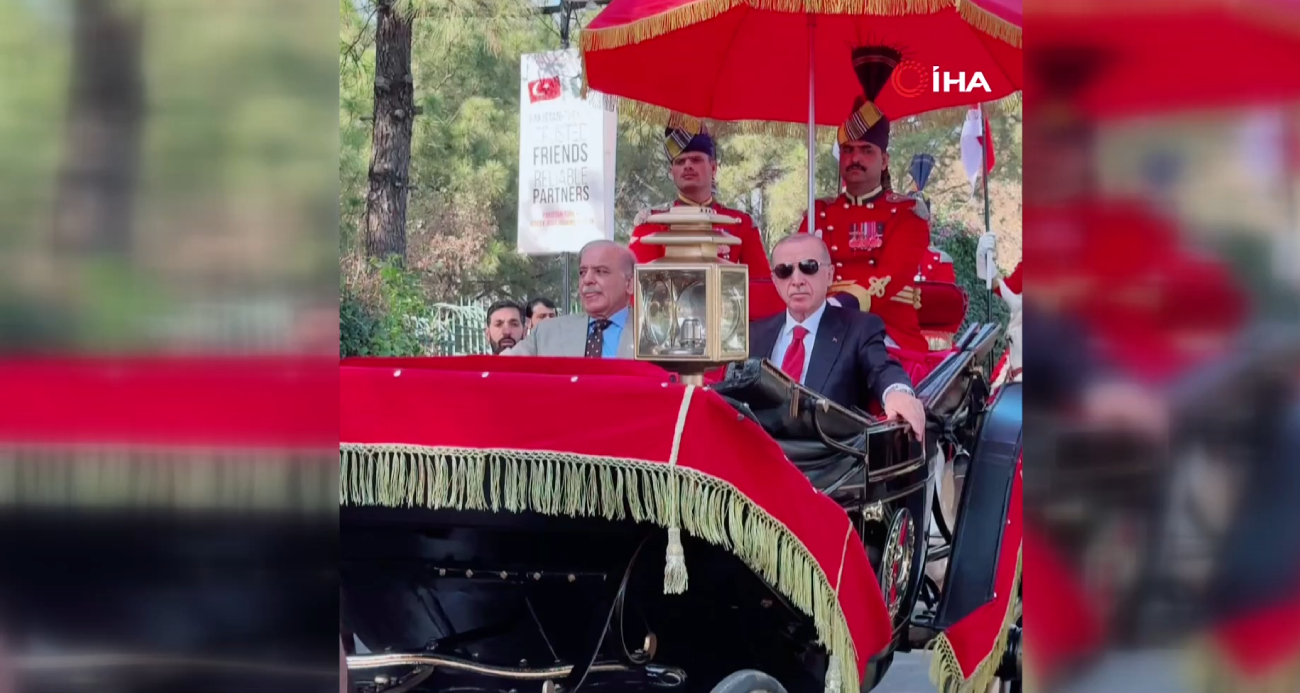 Cumhurbaşkanı Erdoğan, Pakistan’da resmi yemeğe faytonla gitti