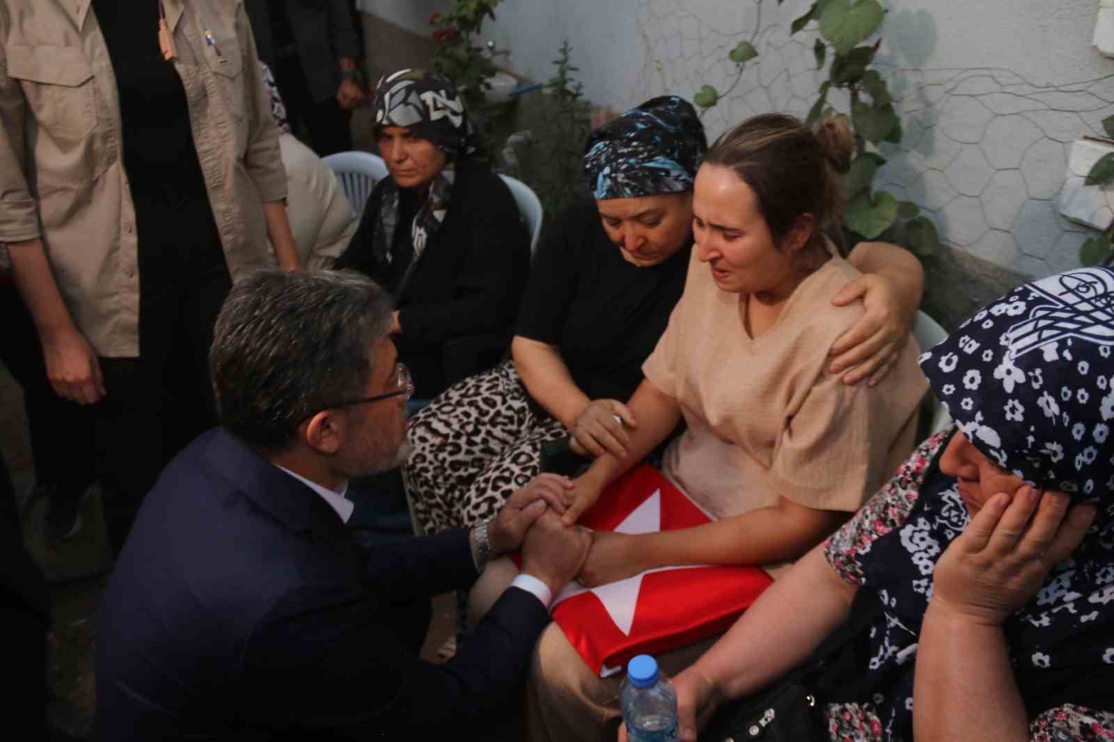 Tarım Bakanı Yumaklı’dan Şehit Ailesine Ziyaret