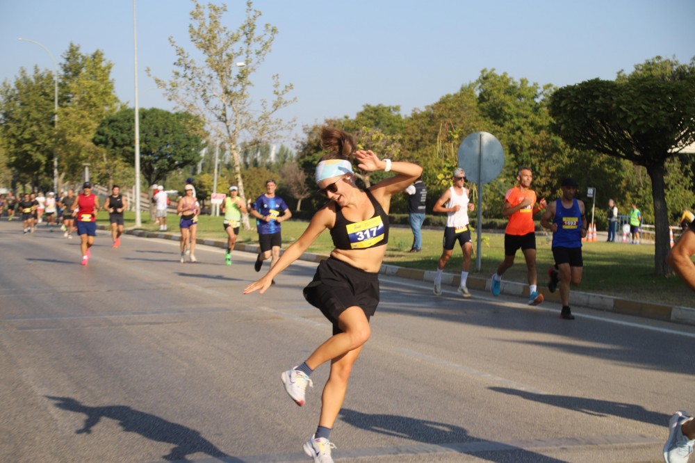 Eskişehir’de Maraton Var! Araç Parkına ve Trafiğe Geçici Kısıtlama