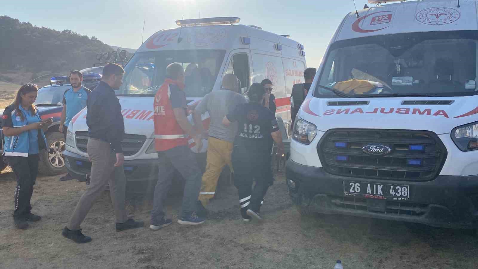 Alevlerin İçinde Kahraman İtfaiyeci Dumandan Zehirlendi!