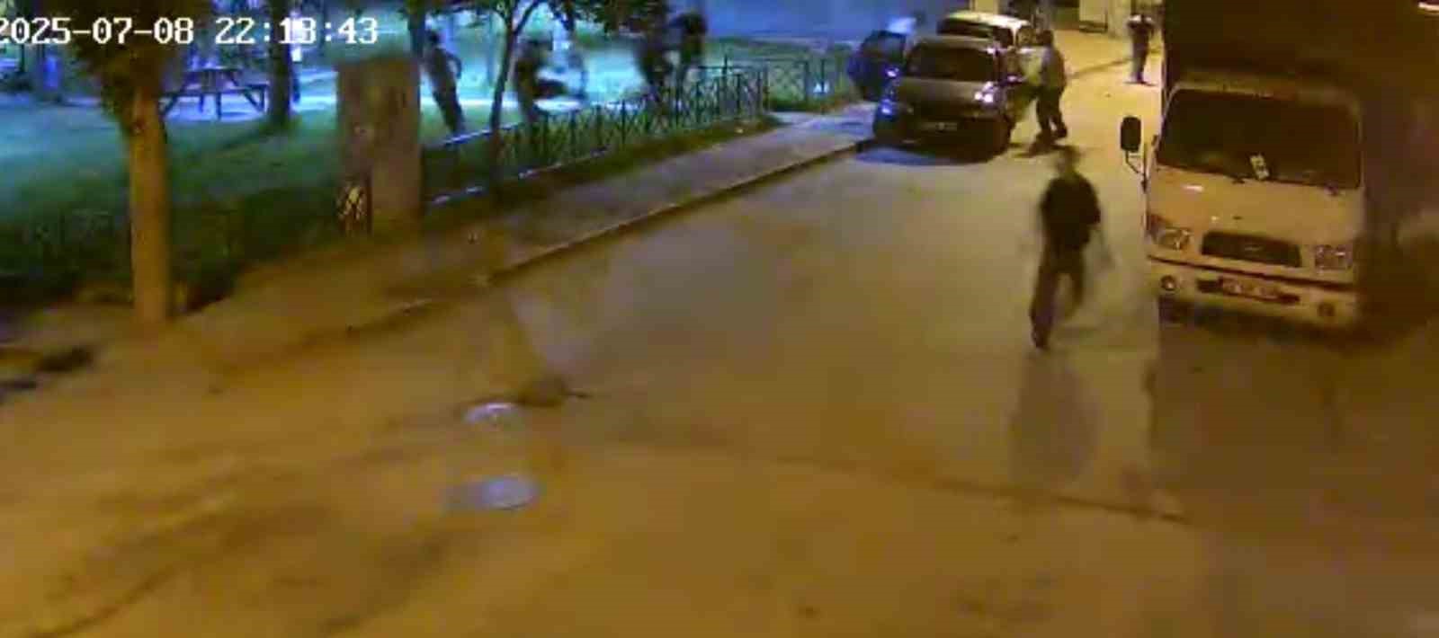 Parkta Sessizliği Silah Sesi Bozdu: Kavga Kanla Bitti