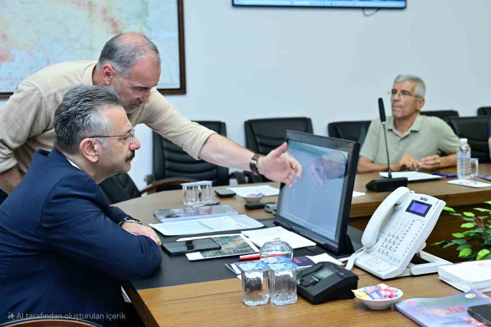 Kritik Yangın Takibi: Vali Aksoy GAMER'den Durumu Anlık İzliyor