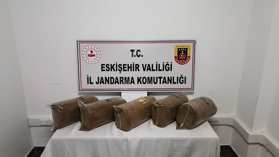 Beylikova’da 25 Kilogram Bandrolsüz Tütünle Yakalanan Şüpheliye İşlem Yapıldı!