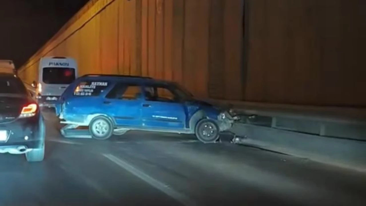 Eskişehir’de Servis Aracı ile Otomobil Çarpıştı