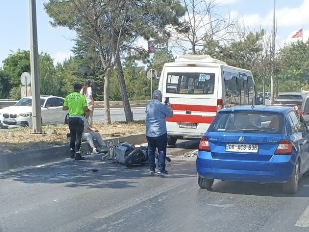 Eskişehir’de Minibüs ile Motosiklet Çarpıştı: 1 Yaralı