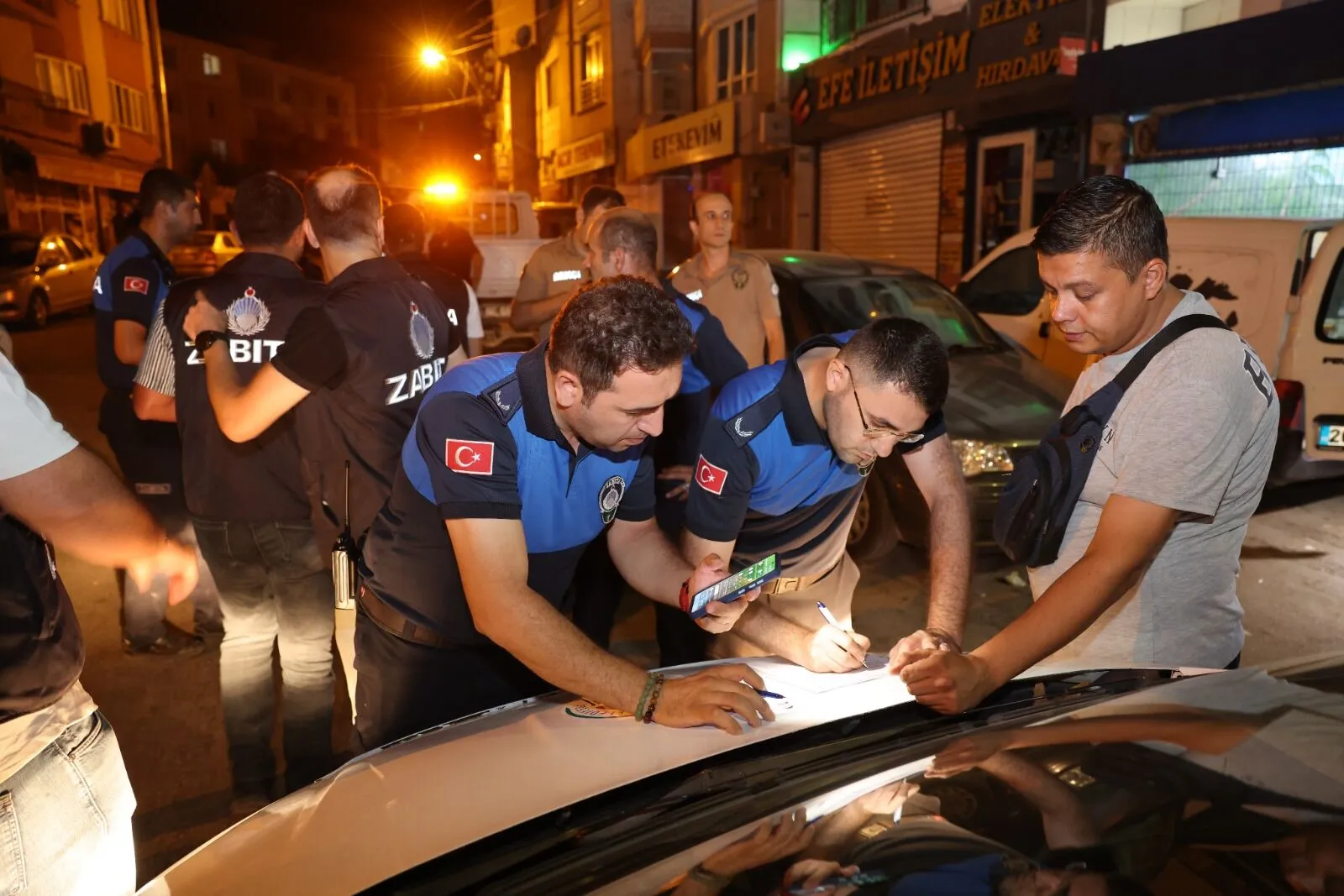 Odunpazarı’nda Seyyar Satıcı Operasyonu: Malzemelere El Konuldu