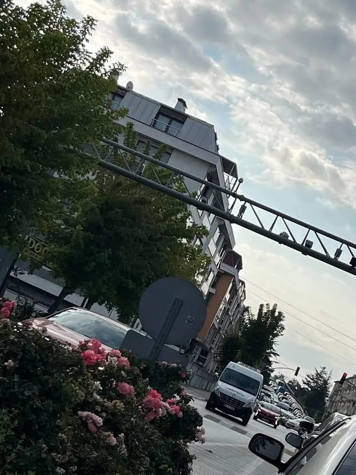 Eskişehir’de aynı manzara: Uzun kuyruklar, uzun süreli ışıklar!