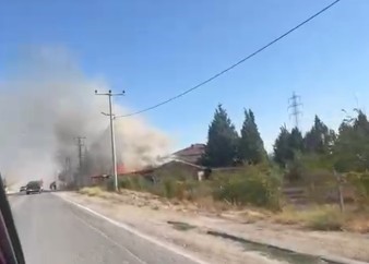 ESKİŞEHİR’DE KERESTE FABRİKASINDA KORKUTAN YANGIN!