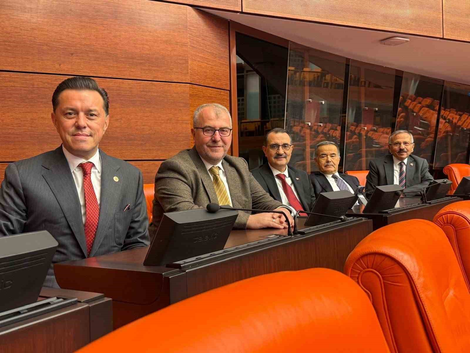 NEBİ HATİPOĞLU TBMM GENEL KURULU’NDA GÜNDEME DAMGA VURDU!