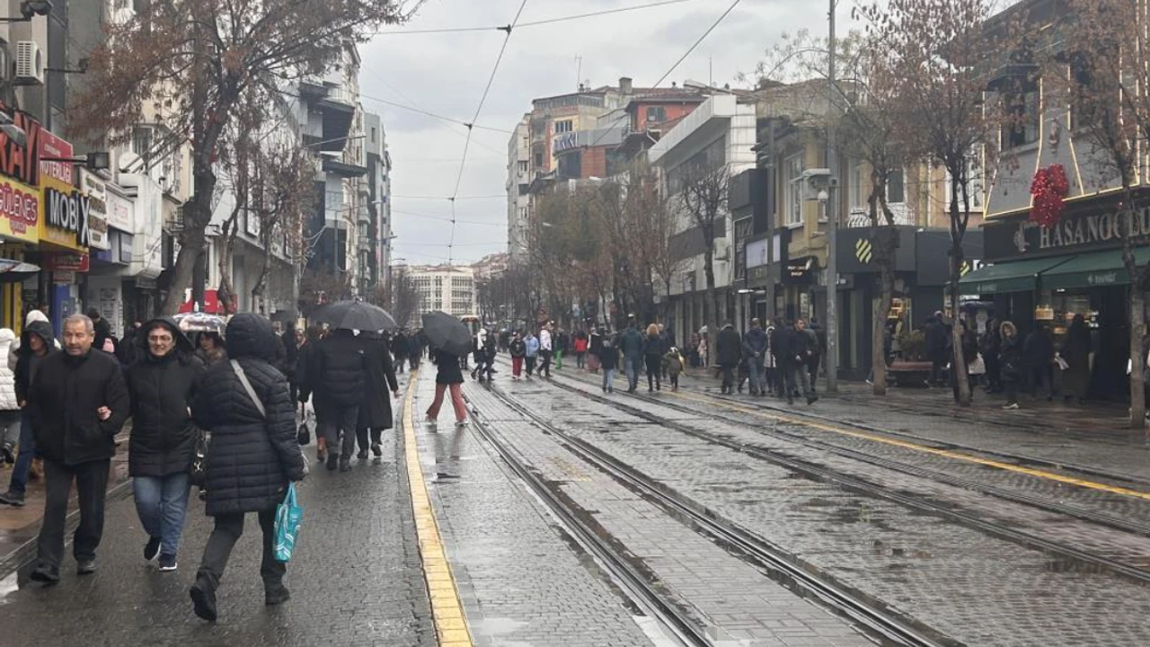 METEOROLOJİDEN UYARI: ÇARŞAMBA VE PERŞEMBE YAĞIŞLI!