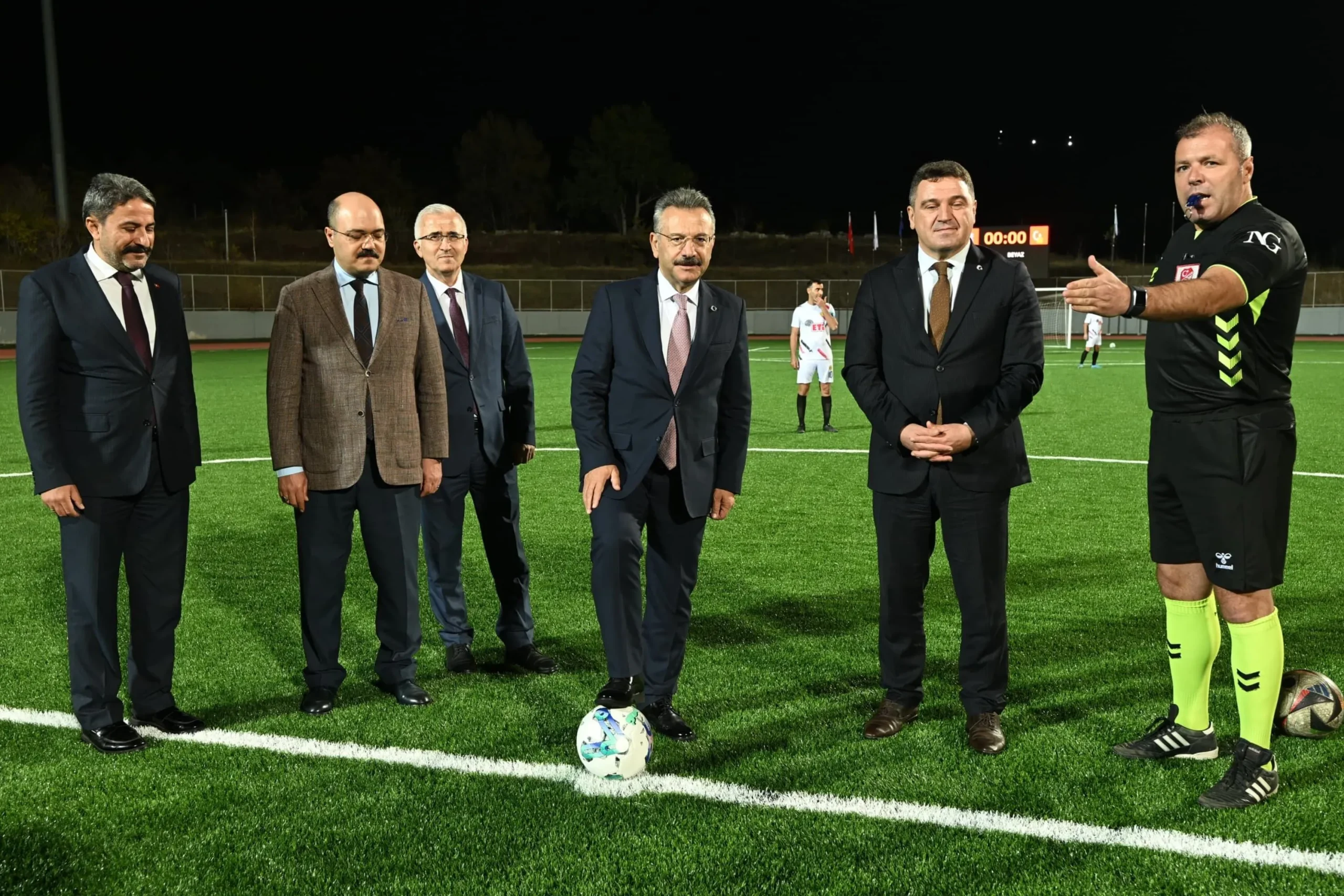 Yenilenen ESOGÜ Stadyumu Törenle Açıldı!