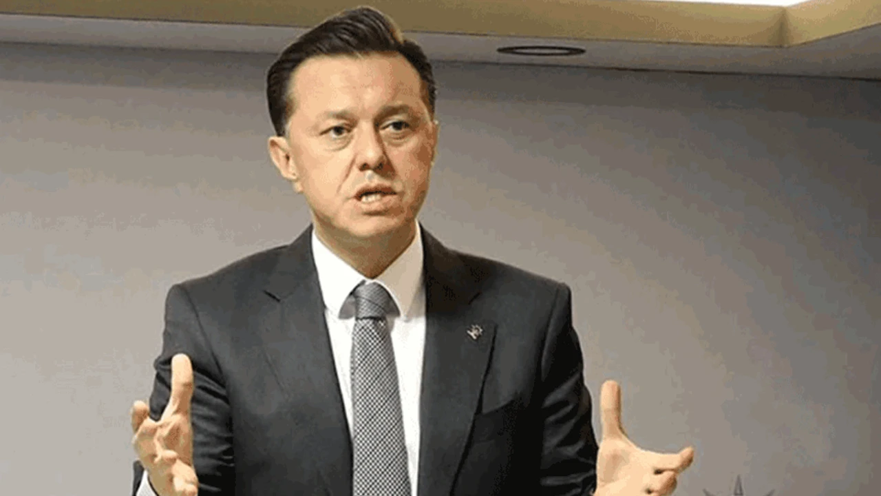 Nebi Hatipoğlu’ndan CHP’li Belediyelere Sert Mesaj: ‘Biz Eser Siyasetiyle Yol Alıyoruz’