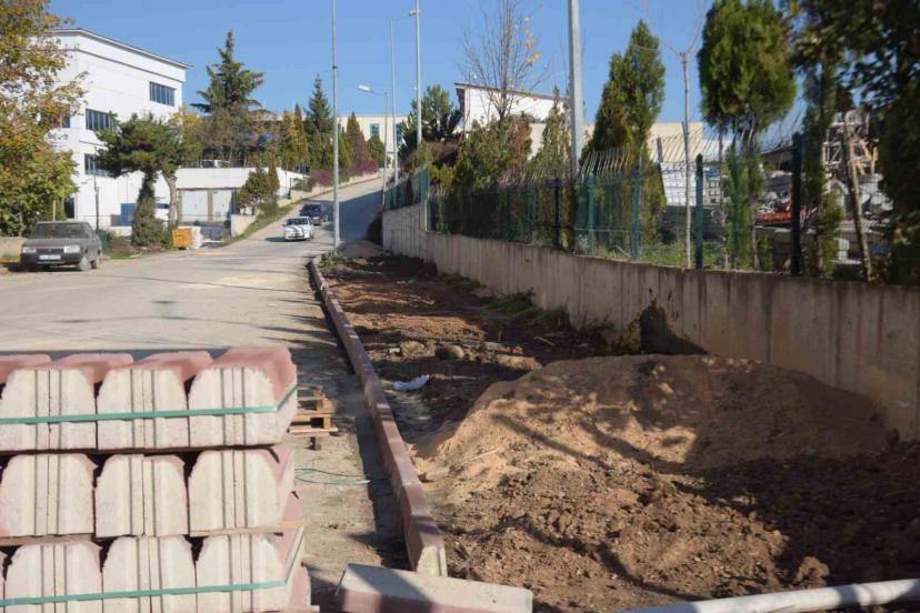 KENTTE HUMMALI ÇALIŞMA: CADDE VE SOKAKLAR TEK TEK AÇILIYOR!