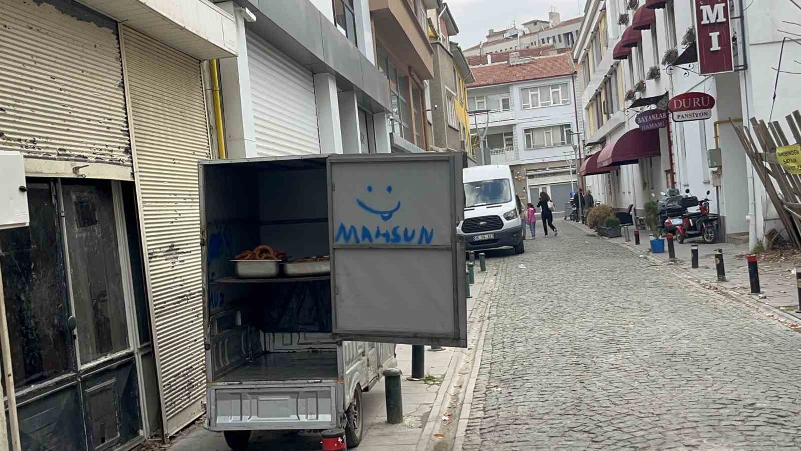 Tatlı imalathanesinde hijyen dışı taşıma yöntemi dikkat çekti