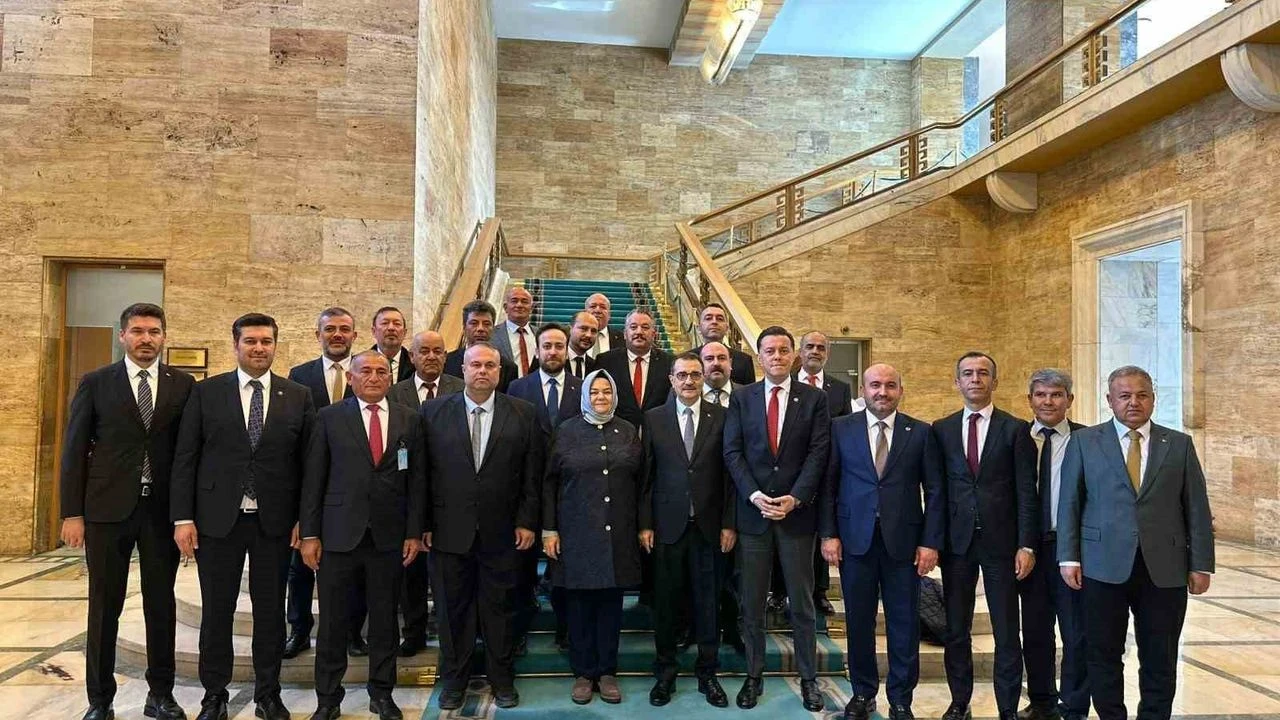 AK Parti Eskişehir Teşkilatı TBMM’de toplandı: Hatipoğlu ‘Güçlü Yol Planı’nı duyurdu!