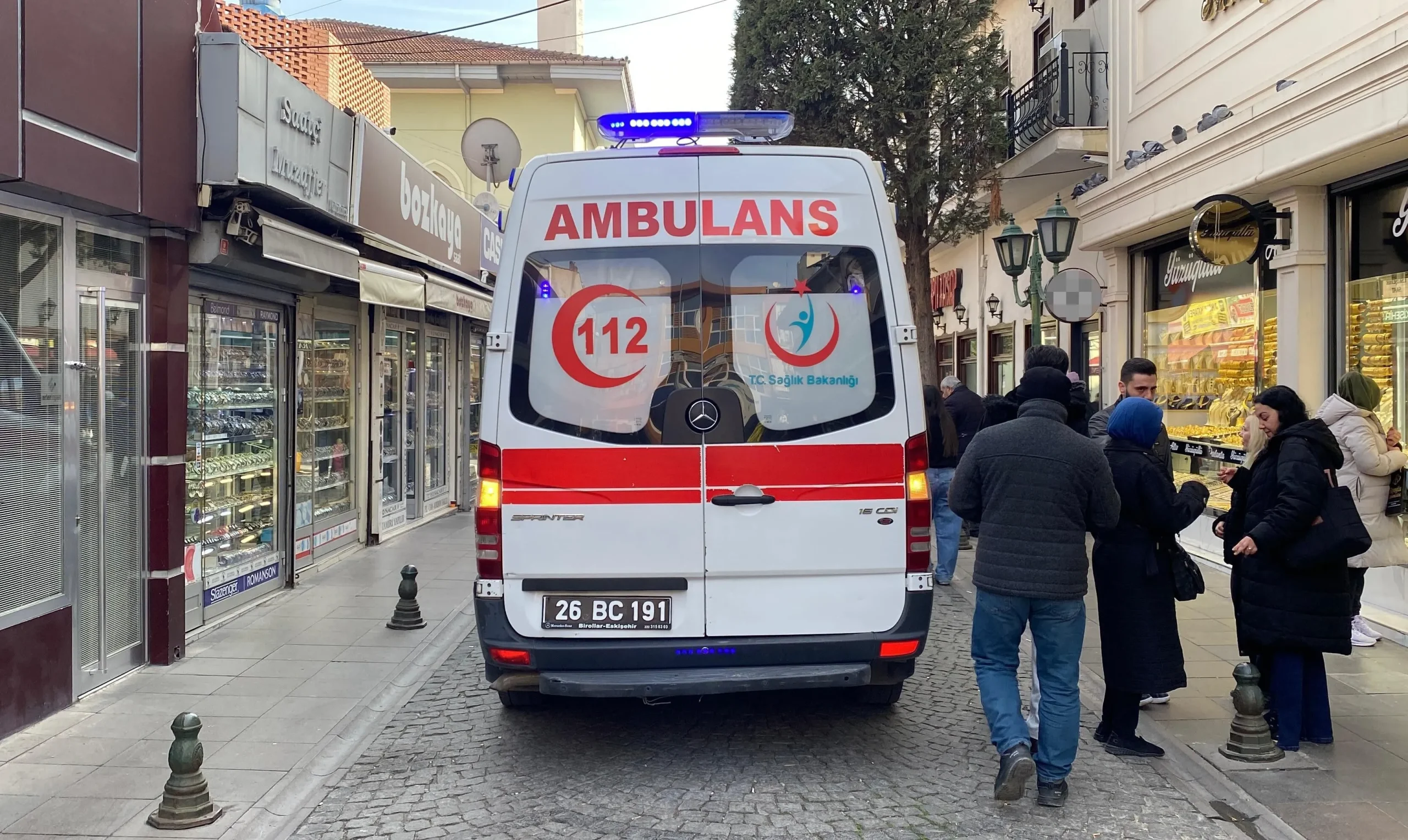 Hamamda kaza, dışarıda saldırı! Eskişehir'de basın mensuplarına tekmeli müdahale!