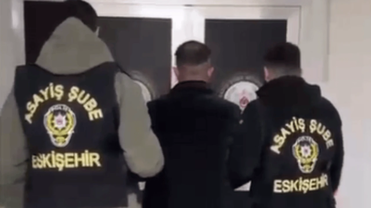 Firarinin kaçışı Eskişehir’de bitti: 19 yıl hapis cezası vardı!