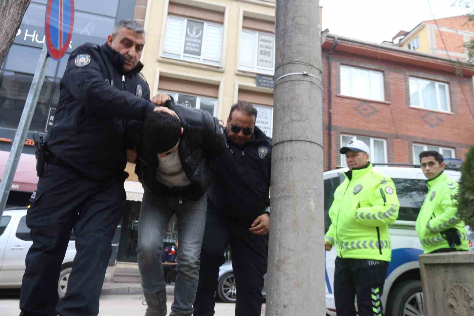 1 çocuğu ve 2 genci hayattan koparan sürücü tutuklandı