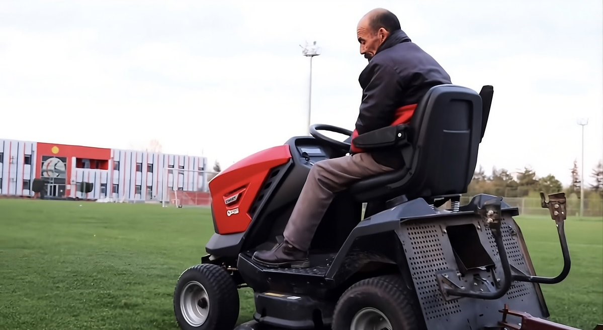 Eskişehirspor’un acı günü: Sevilen İsim Sedat Özten Hayatını Kaybetti