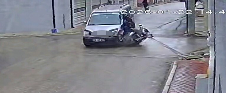 Eskişehir'de Kurye Kazası: 1 Ağır Yaralı