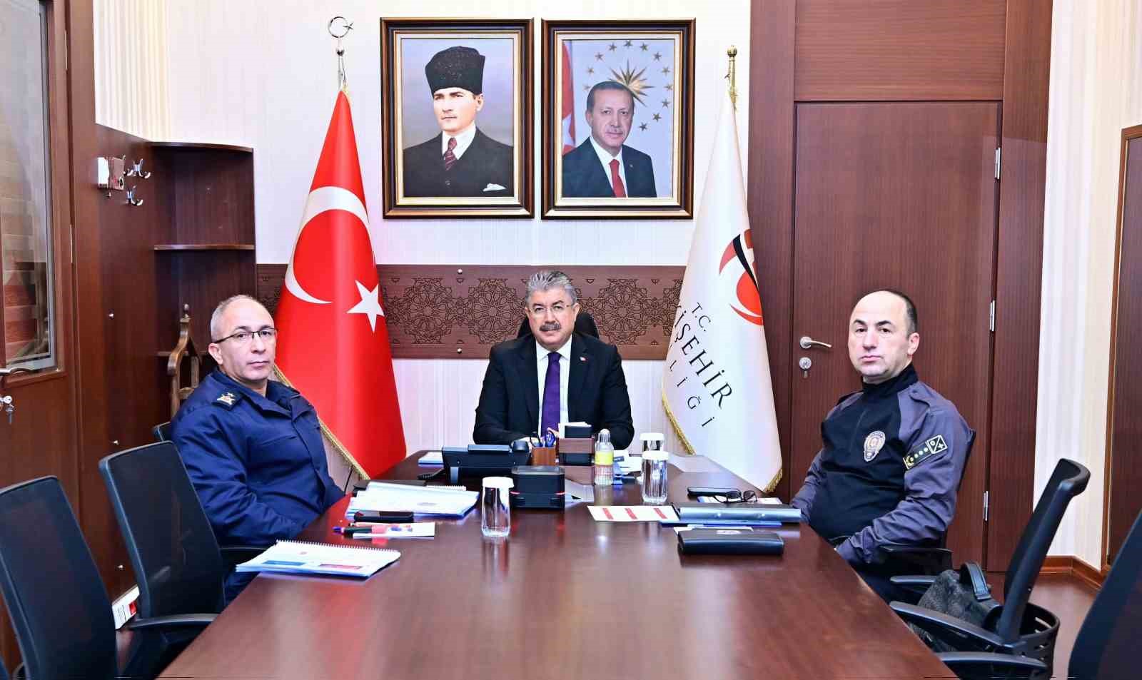 Erdinç Vali , Video Konferans toplantısına katıldı