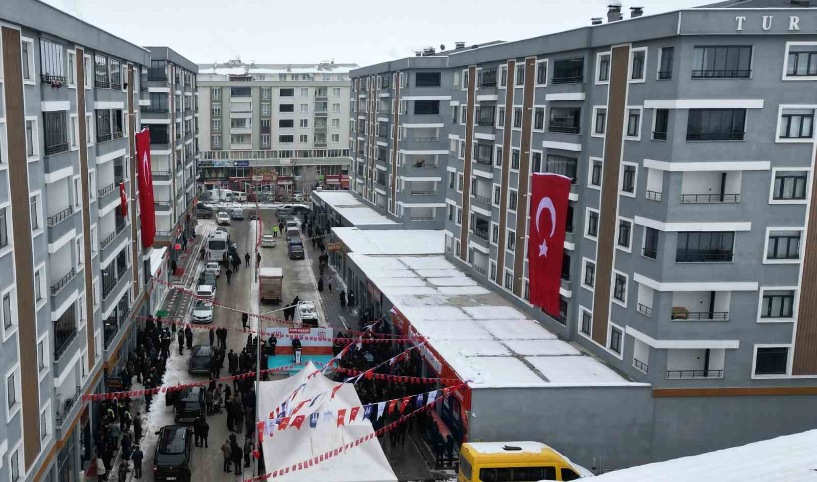 Halk Pazarı’nın 12’nci şubesi Aşkale’de açıldı
