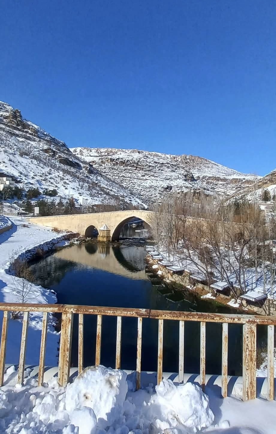 847 yıllık Haburman Köprüsü, ilk günkü ihtişamı ile ayakta