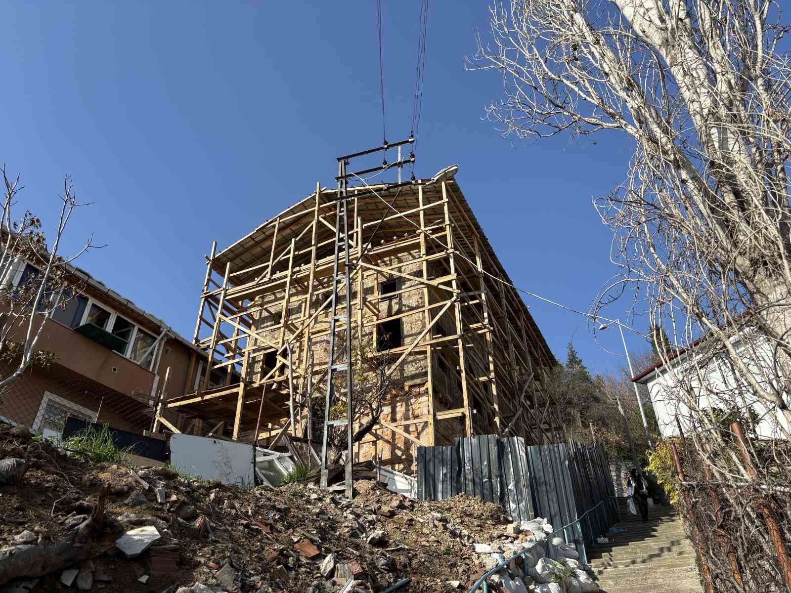 Asırlık miras korunuyor: 169 yıllık tarihi cami yeniden ibadete hazırlanıyor