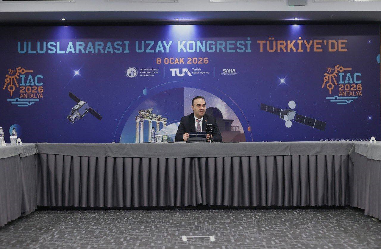 Bakan Kacır: "Türkiye’nin uzay teknolojilerindeki yükselişini dünyaya duyuracak dev bir etkinliğe imza atacağız"