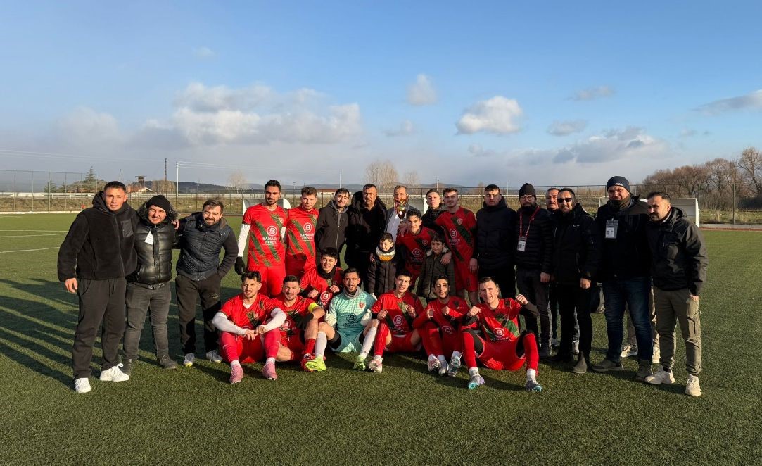 Balıköy Gençyurduspor’dan çifte şampiyonluk sevinci