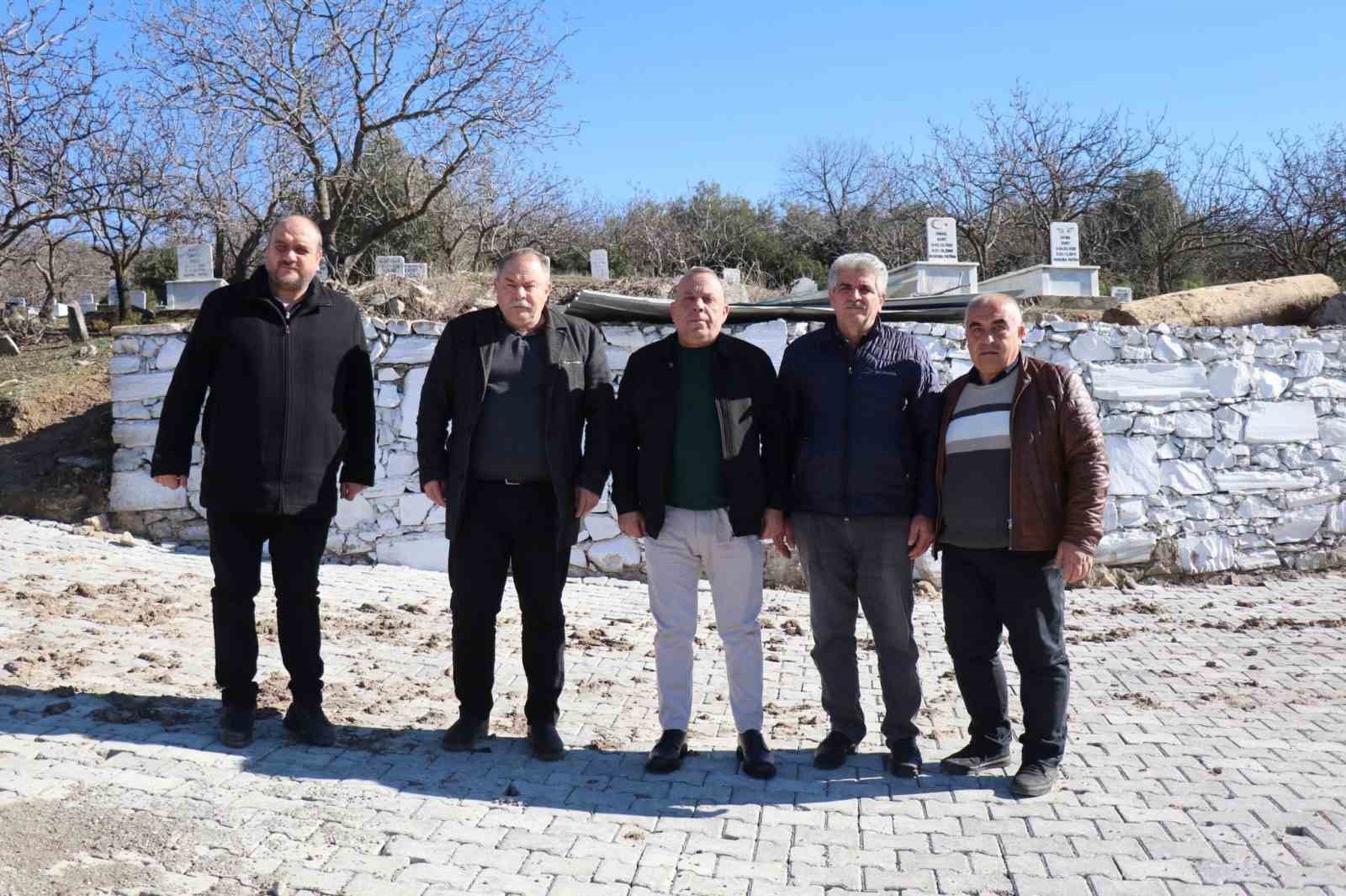 Başkan Özel Olukbaşı’nda vatandaşlarla buluştu