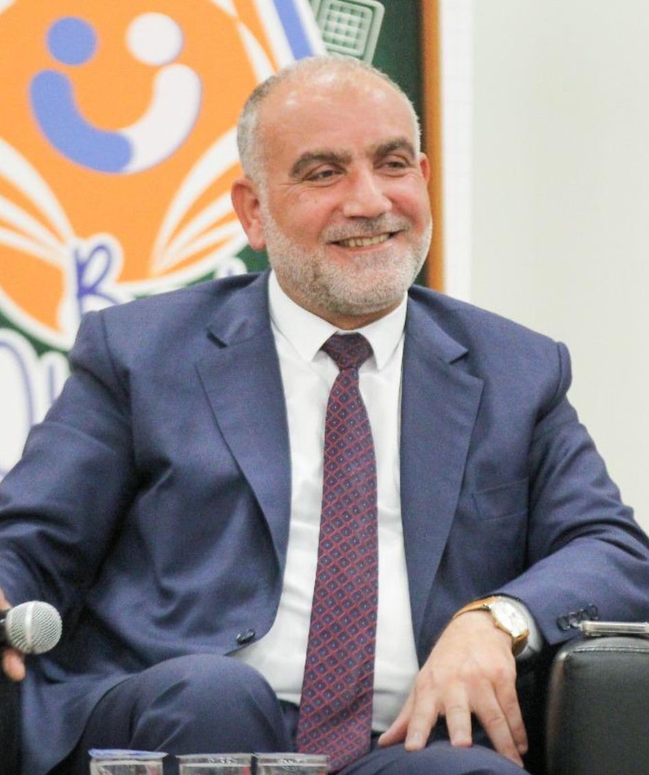 Başkan Sandıkçı: "Öğrencilerimizin tamamına burs desteği sağlıyoruz"