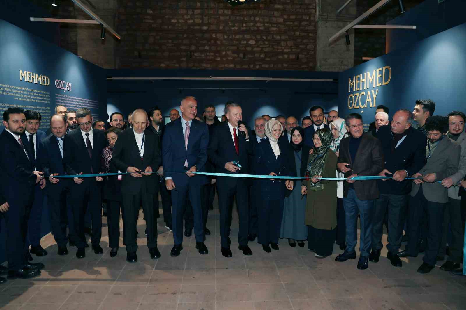 Cumhurbaşkanı Erdoğan, Hane İslam Eserleri Sergisi’nin açılışını yaptı