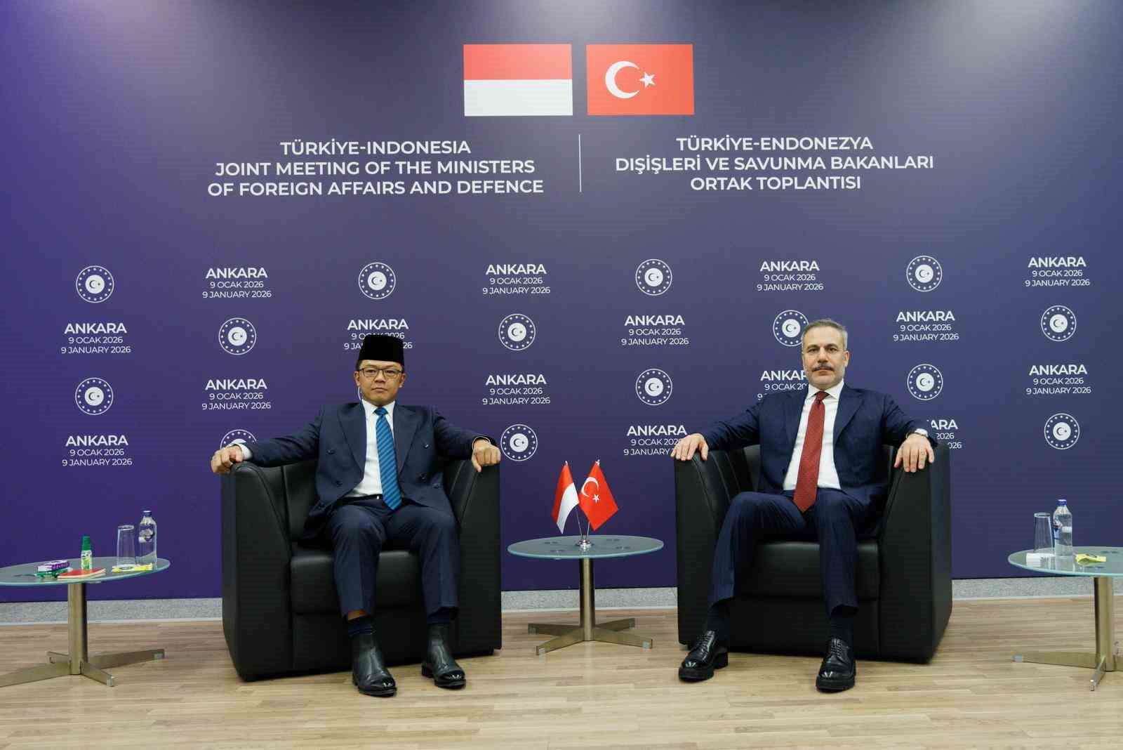 Dışişleri Bakanı Fidan, Endonezyalı mevkidaşı Sugiono ile görüştü