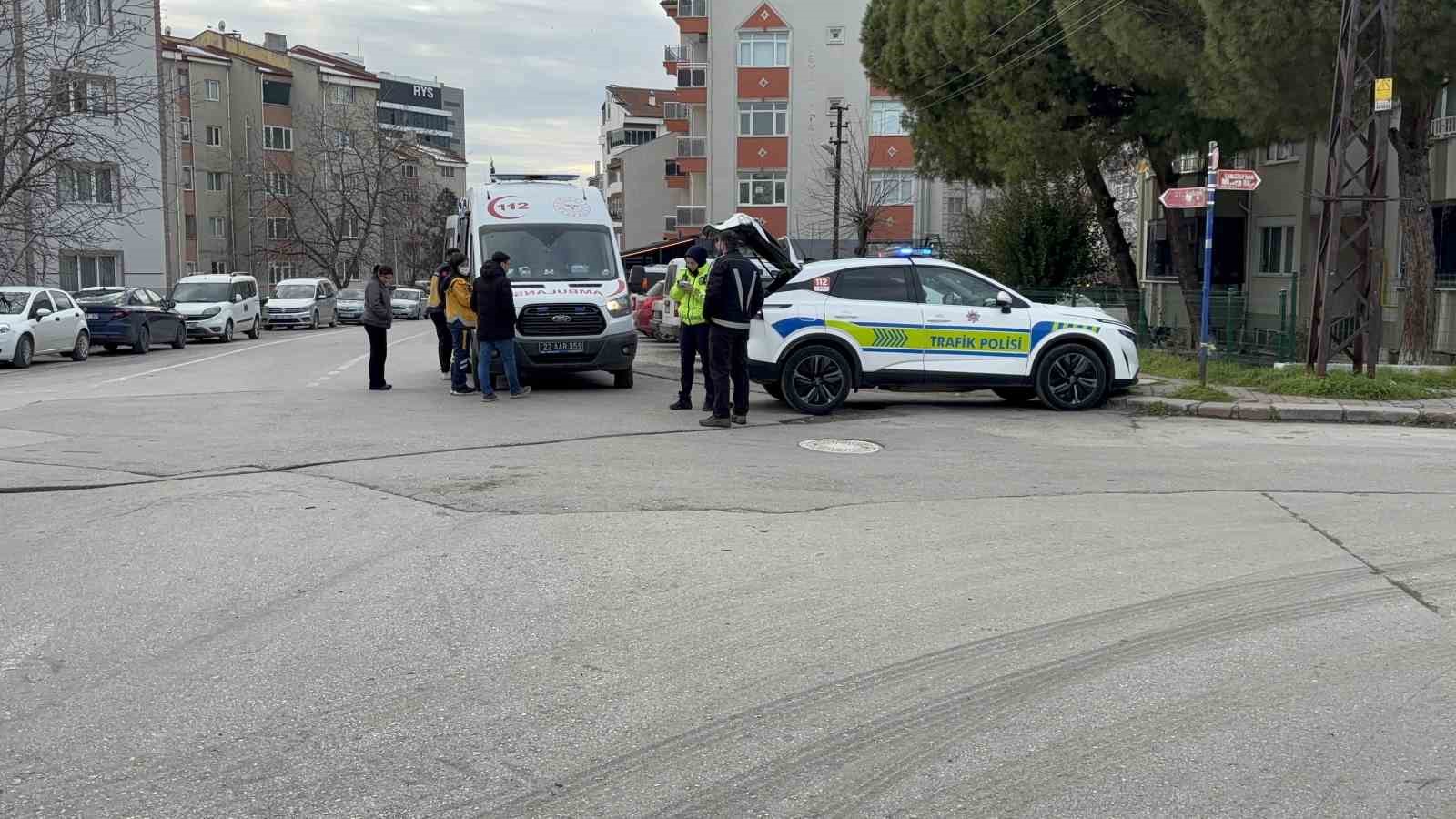 Edirne’de otomobil ile motosiklet çarpıştı: 1 yaralı