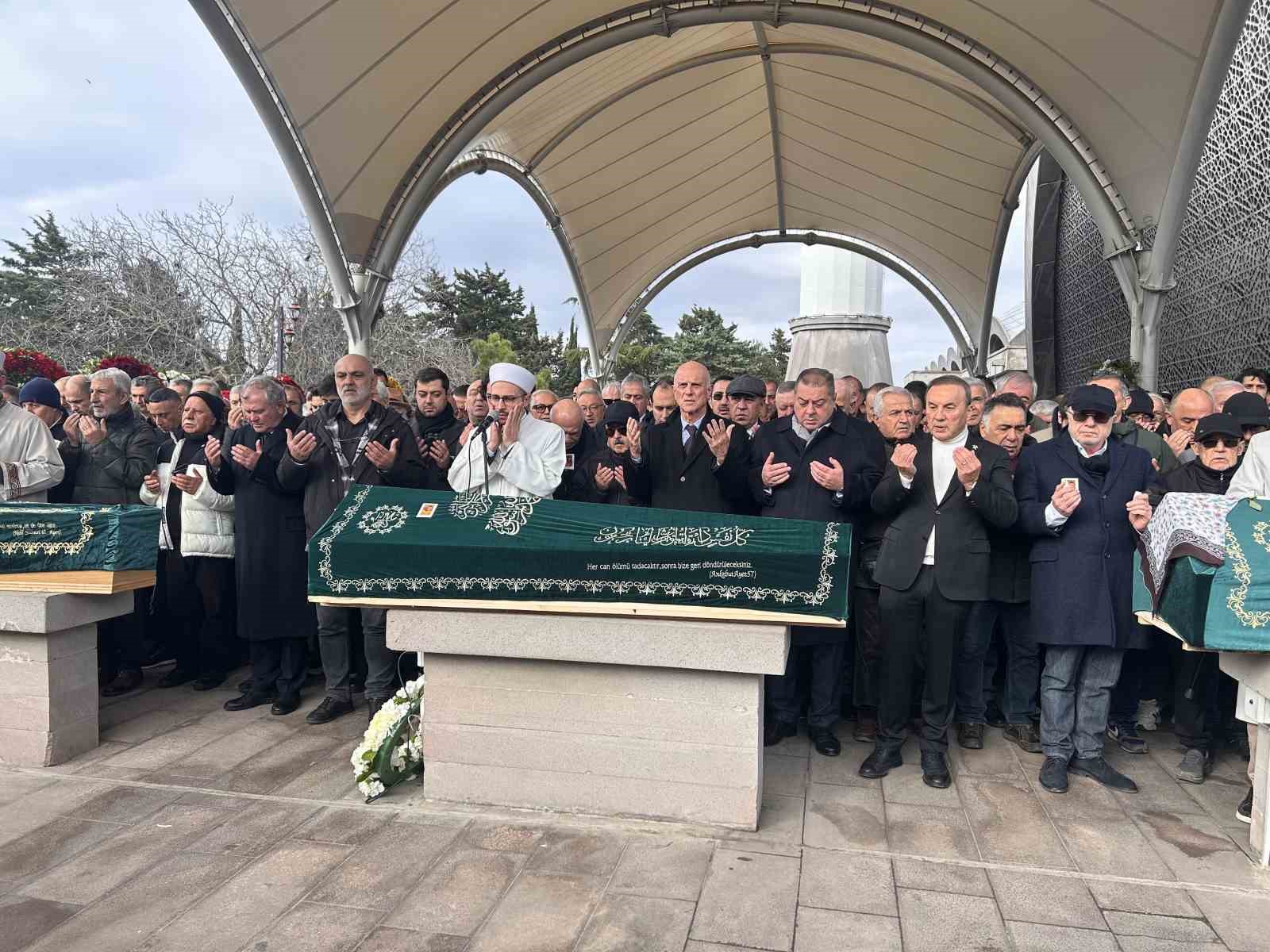 Etiyopya’da silahlı saldırıda hayatını kaybeden iş adamları son yolculuklarına uğurlandı