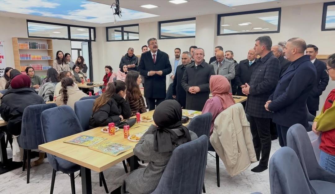 H. Sait Camii Gençlik Merkezi Etüt Salonu hizmete açıldı