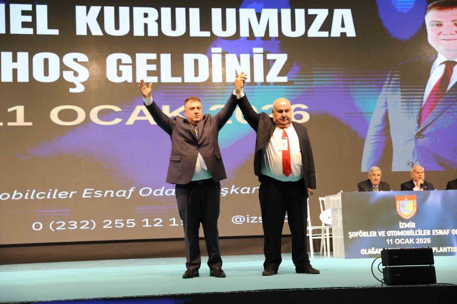İzmir Şoförler ve Otomobilciler Esnaf Odası’nda Erkan Özkan güven tazeledi