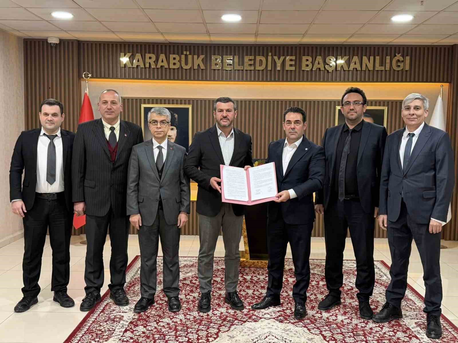 Karabük Belediyesi’nde sosyal denge sözleşmesi imzalandı
