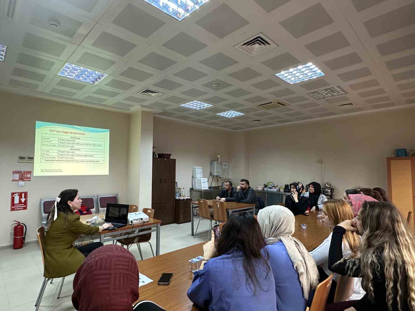 Kaynaşlı’da hizmet içi eğitim