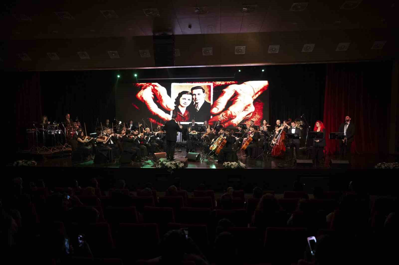 Kent Orkestrası yeni yılın ilk konserinde sanatseverleri büyüledi