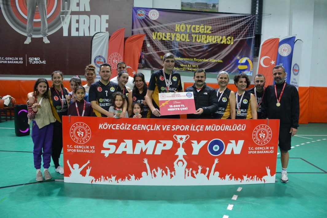 Köyceğiz Voleybol Turnuvası ödül töreni ile tamamlandı