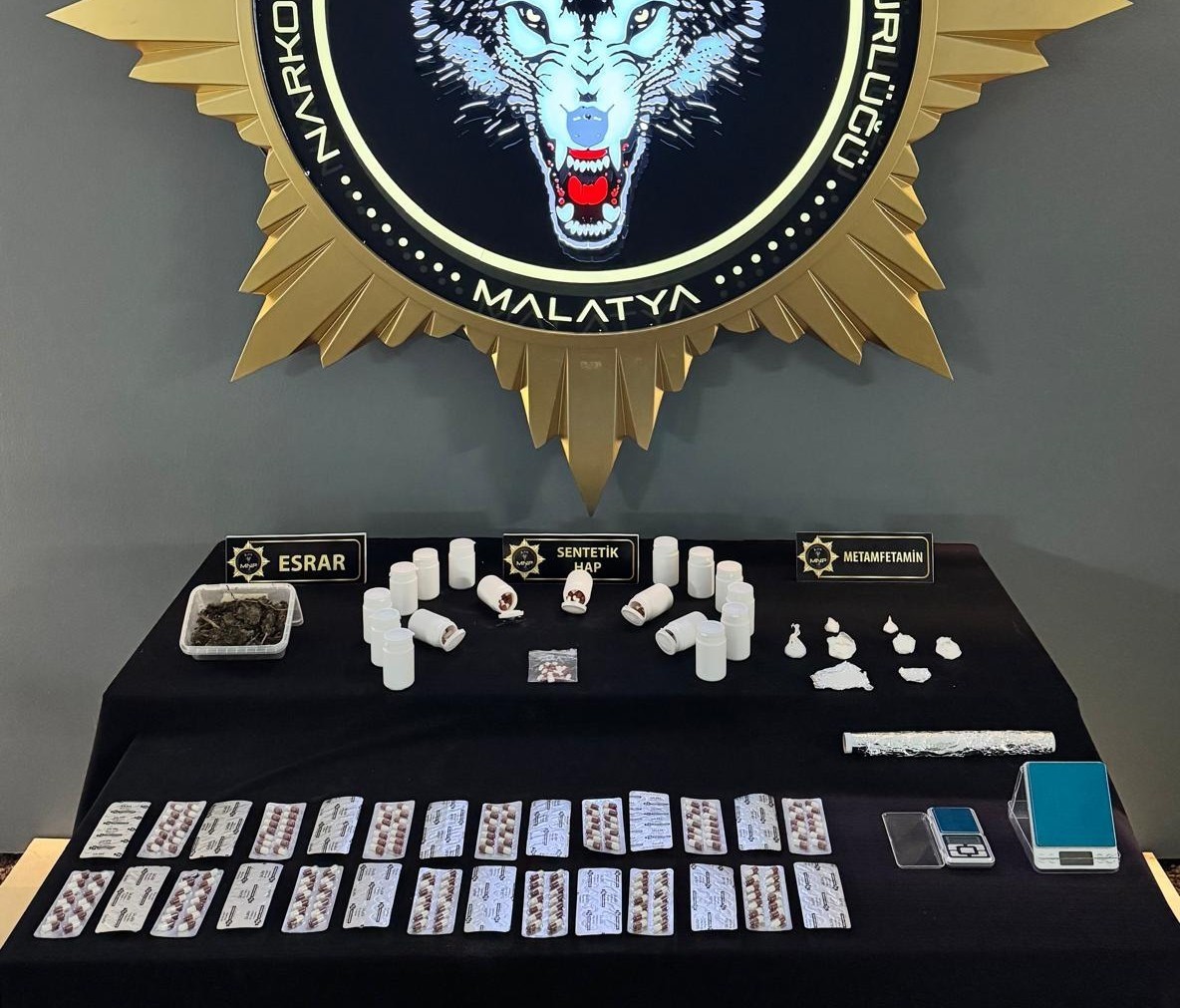 Malatya’da zehir tacirlerine büyük darbe: 13 tutuklama