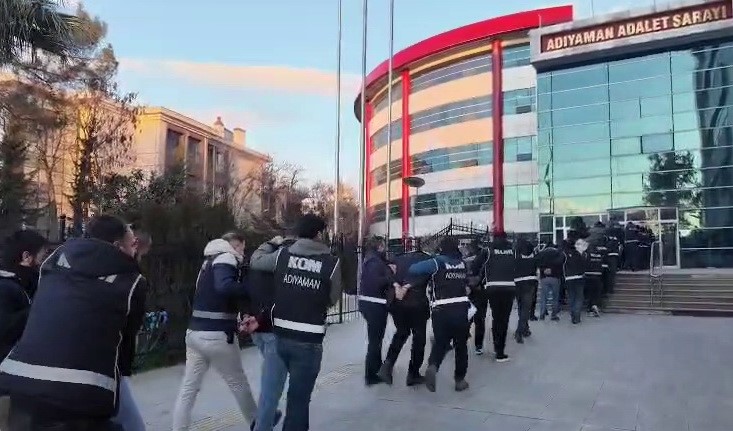 Operasyonda gözaltına alınan 21 şahıstan 14’ü tutuklandı