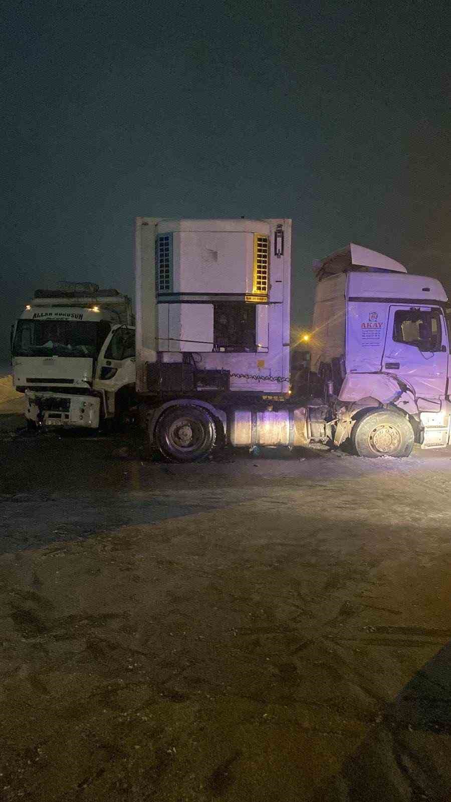 Tatvan’da trafik kazası: 1 yaralı