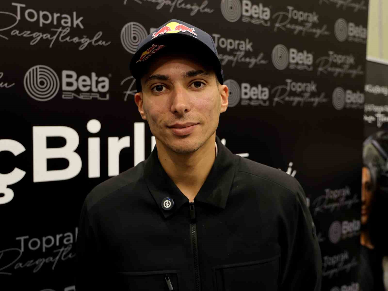 Toprak Razgatlıoğlu: "MotoGP’de ilk sene öğrenme yılı, 2027’de her şey farklı olacak"