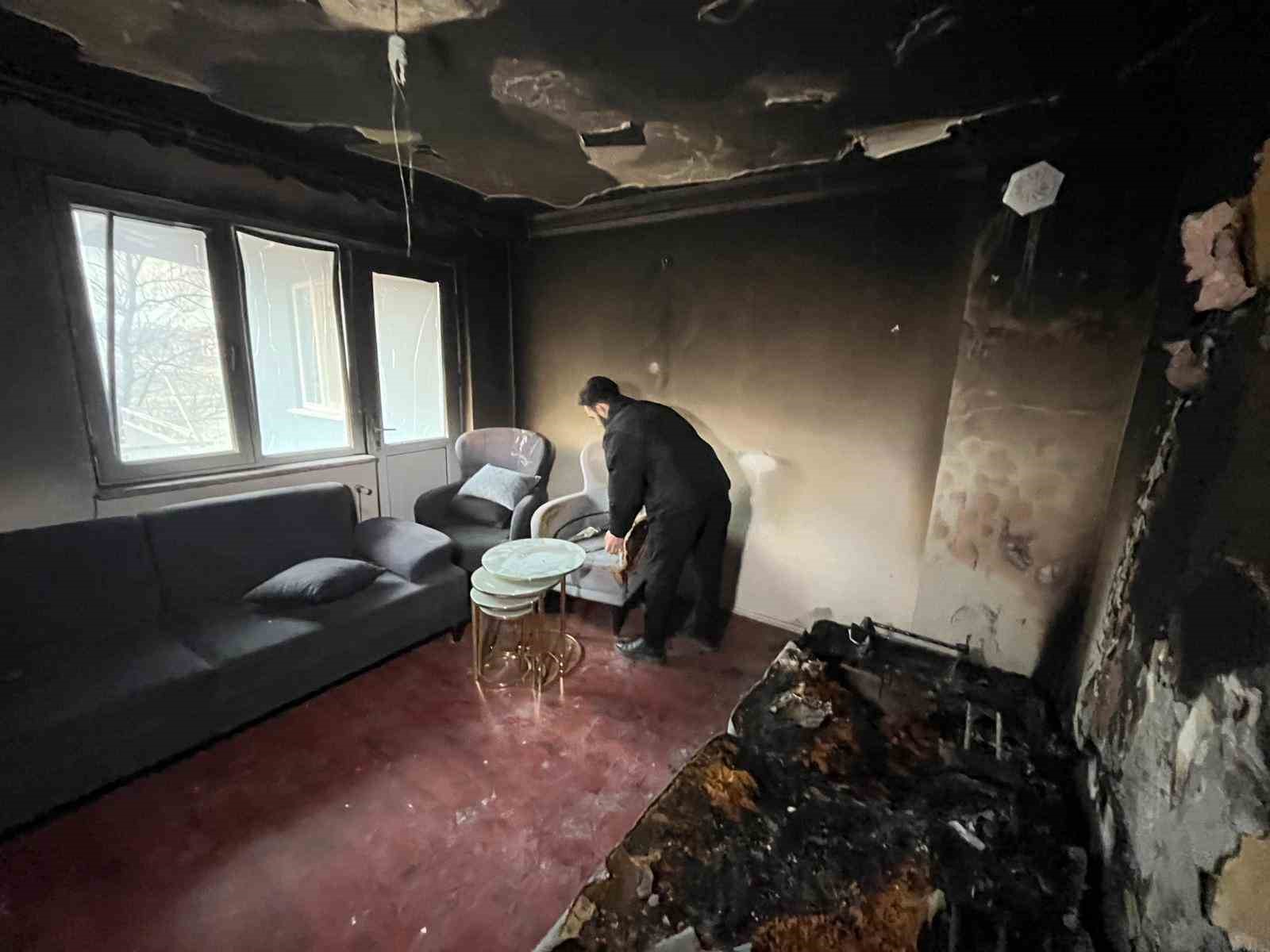 Bebeği üşümesin diye annesine taşındı, döndüğünde evinin kül olduğunu gördü