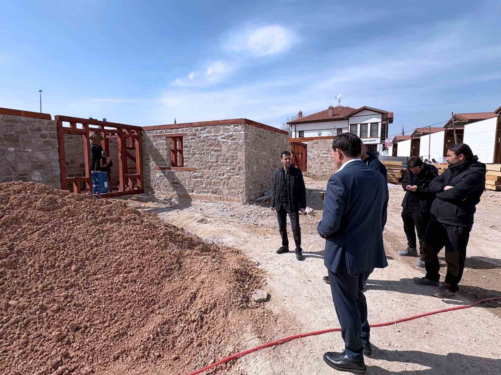 Karatay’dan her adımda bir yatırım