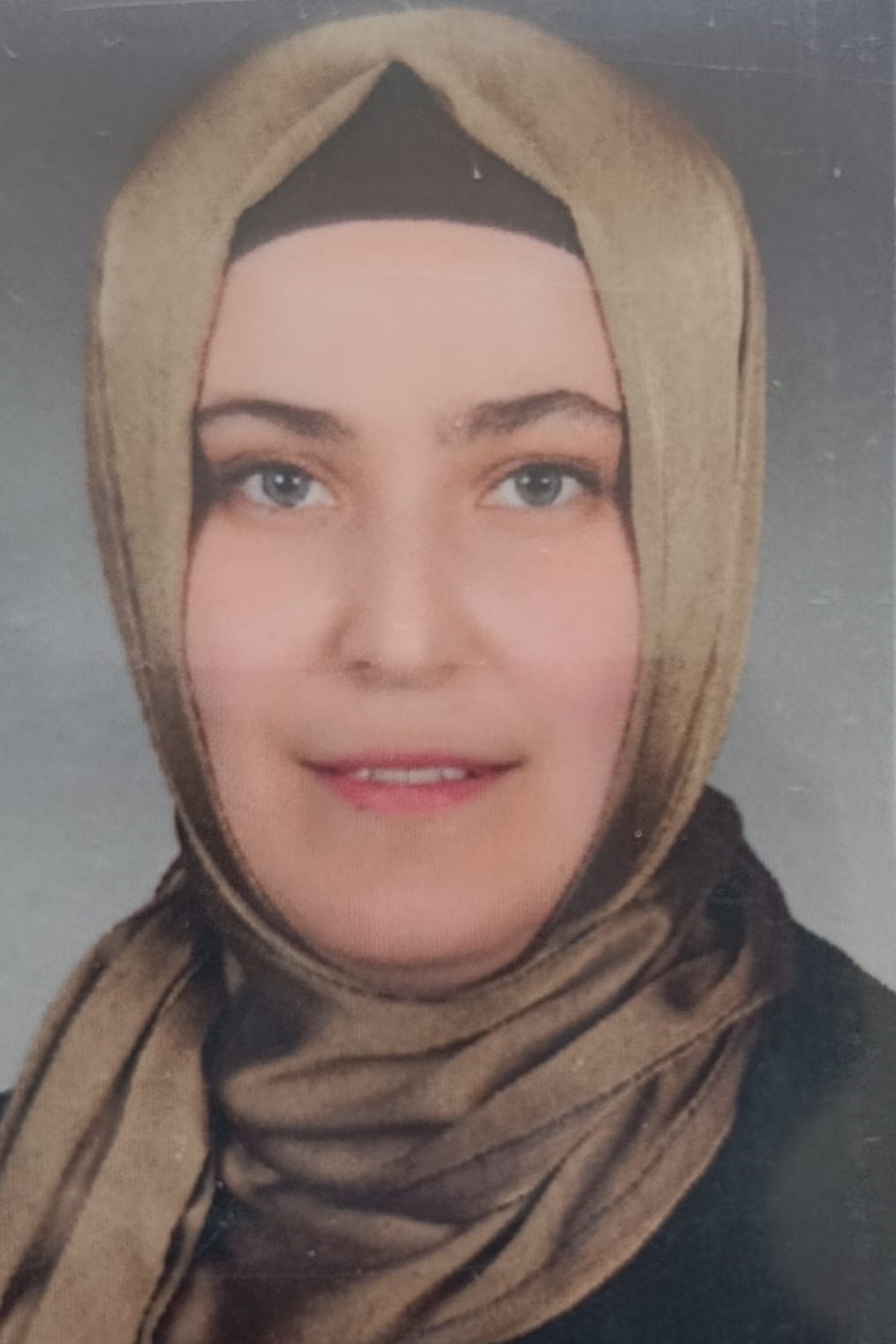 10 gün önce doğum yapan kadın kalbine yenildi