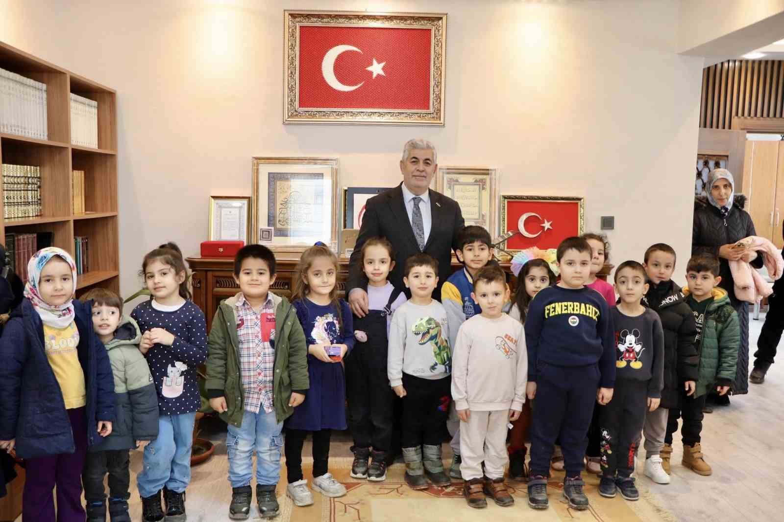 Elazığ’da öğrencilerinden Filistin’e anlamlı destek